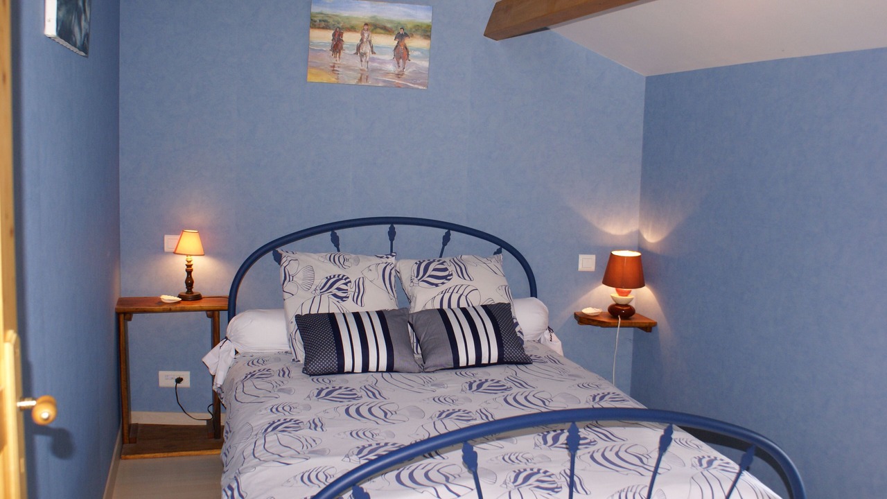 Photo of Bedroom in Pleurs