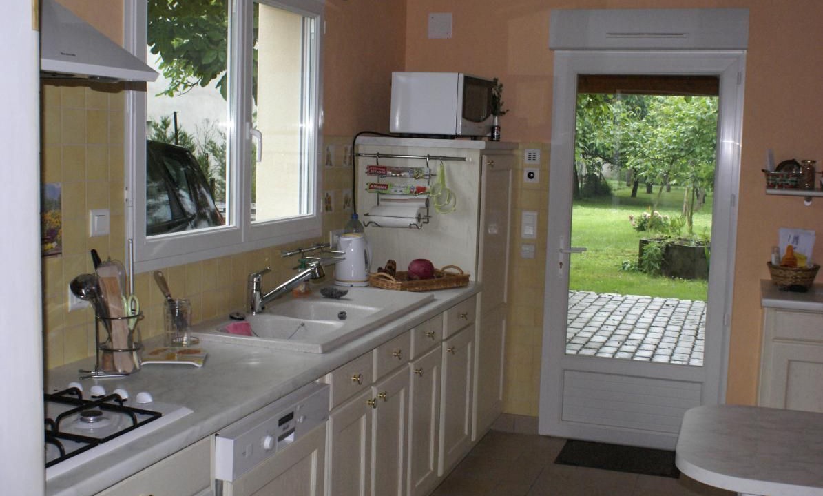 Photo of Kitchen in Pleurs