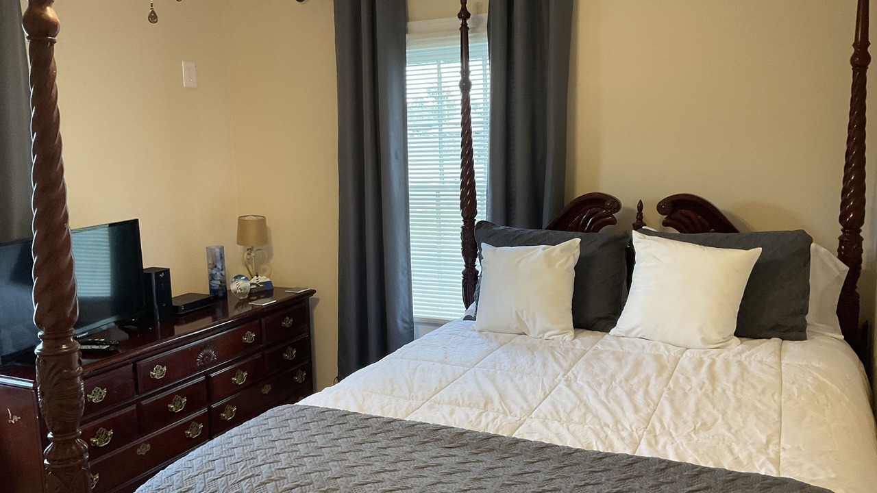 Photo of Bedroom in Fairfax