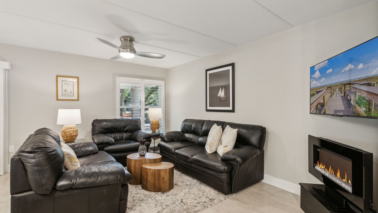 Photo of Livingroom in Amelia City