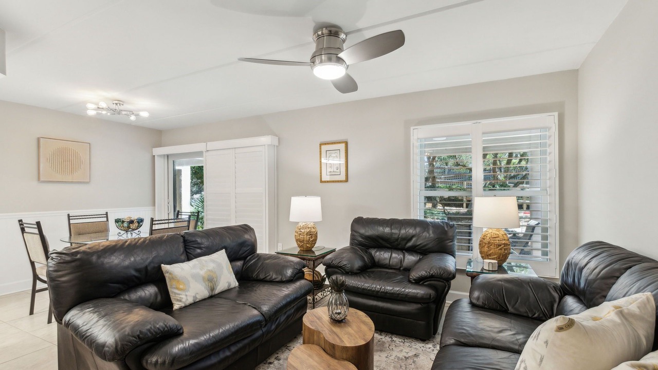 Photo of Livingroom in Amelia City