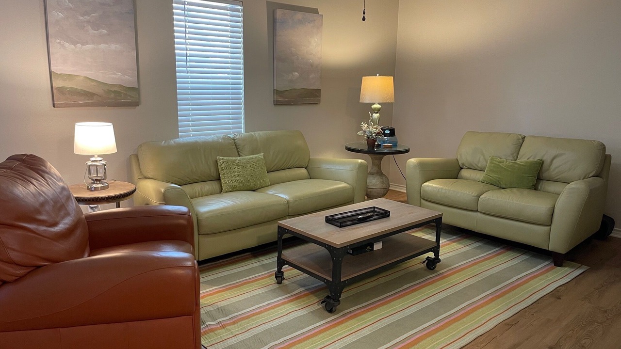Photo of Livingroom in College Station