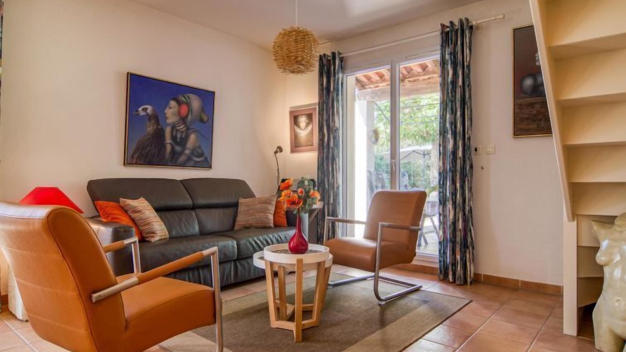 Photo of Livingroom in Nans-les-Pins