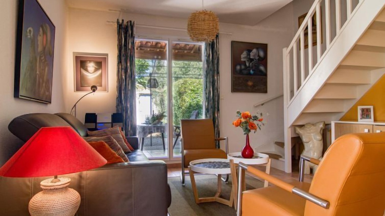 Photo of Livingroom in Nans-les-Pins