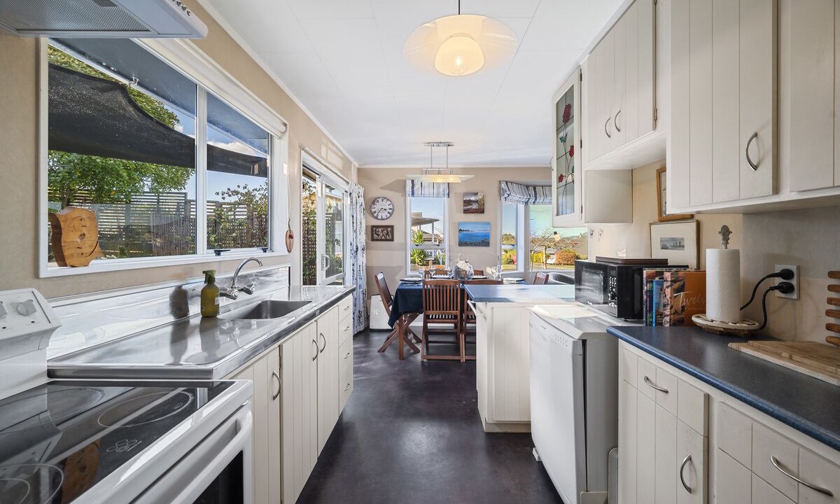 Photo of Others in Acacia Bay