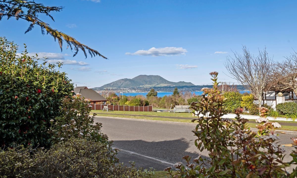 Photo of Others in Acacia Bay