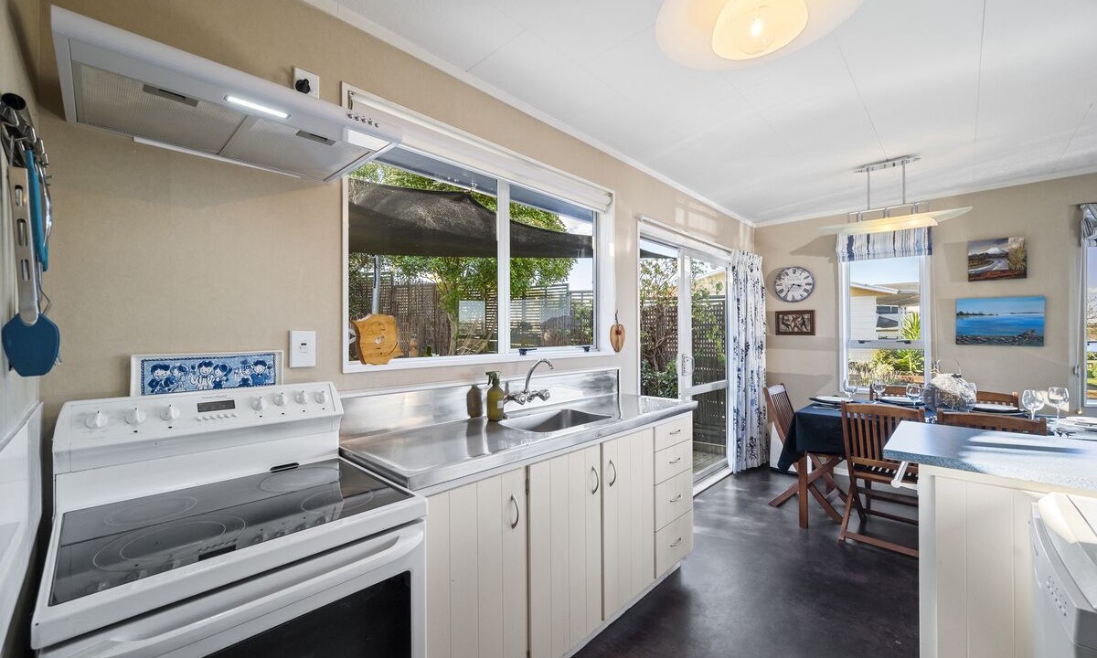 Photo of Others in Acacia Bay