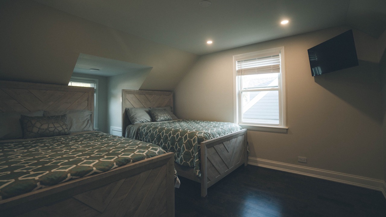 Photo of Bedroom in Elmhurst