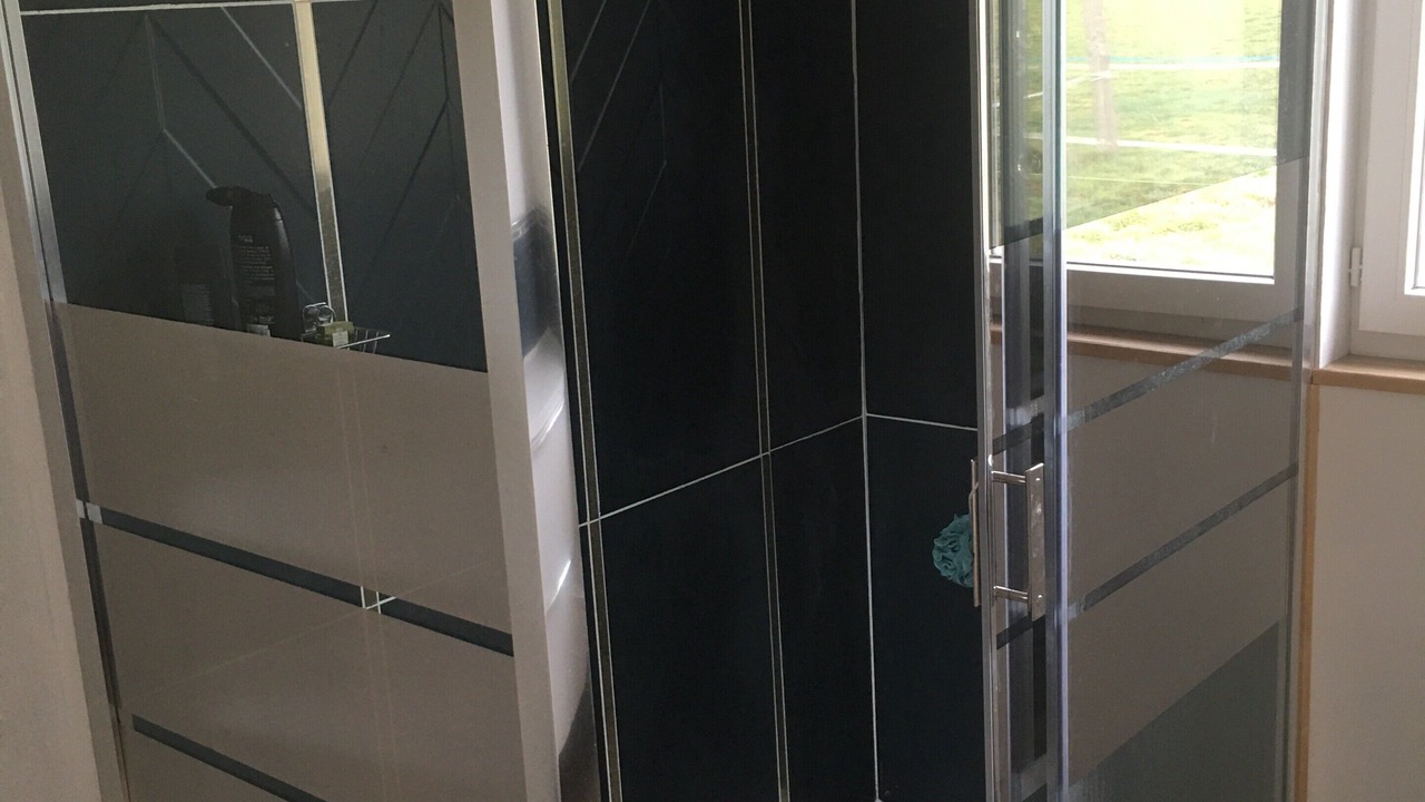 Photo of Bathroom in Givonne