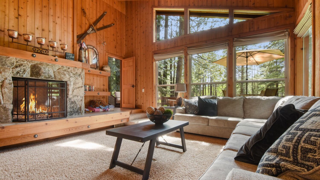Photo of Livingroom in Kings Beach