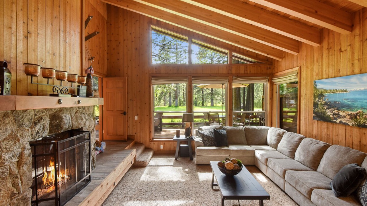 Photo of Livingroom in Kings Beach