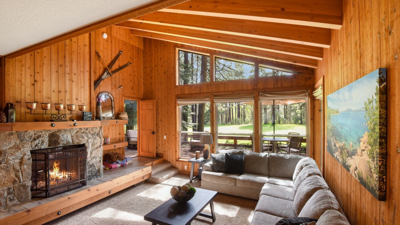 Photo of Livingroom in Kings Beach