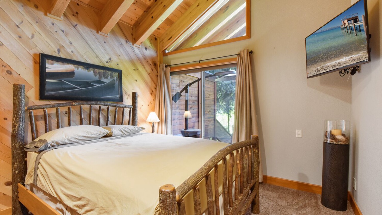 Photo of Bedroom in Kings Beach