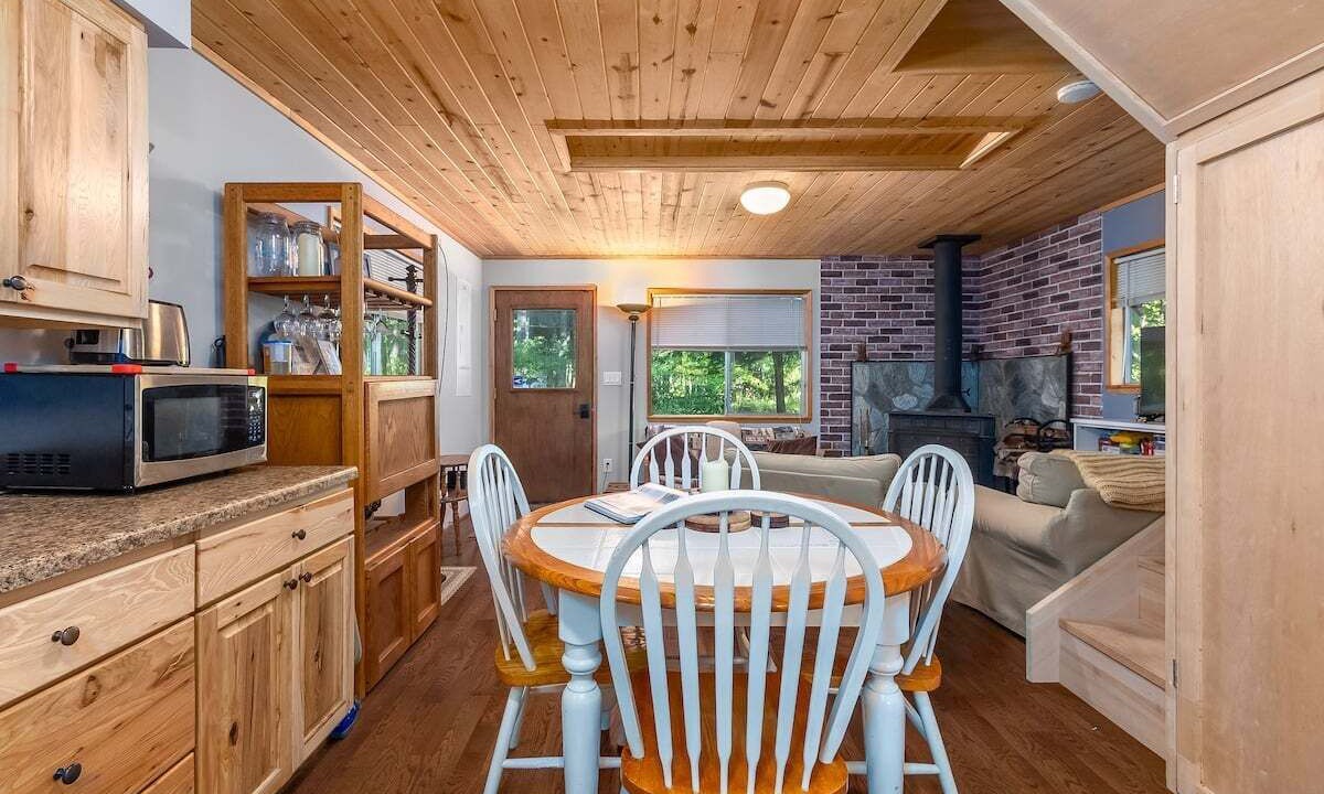 Photo of Others in Packwood