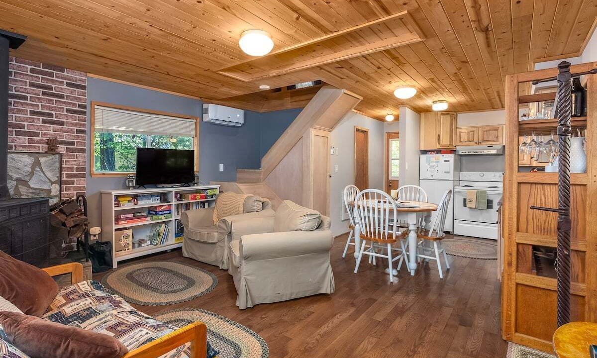 Photo of Others in Packwood