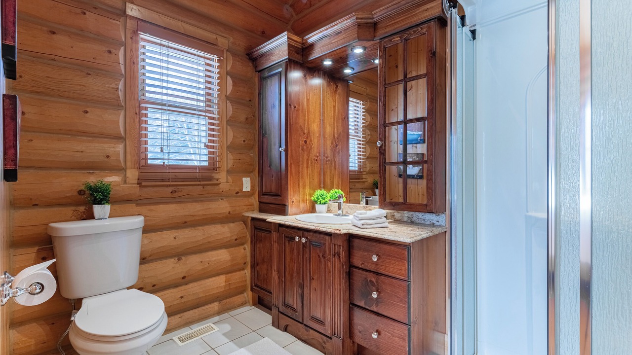 Photo of Bathroom in Fiddler Lake Resort