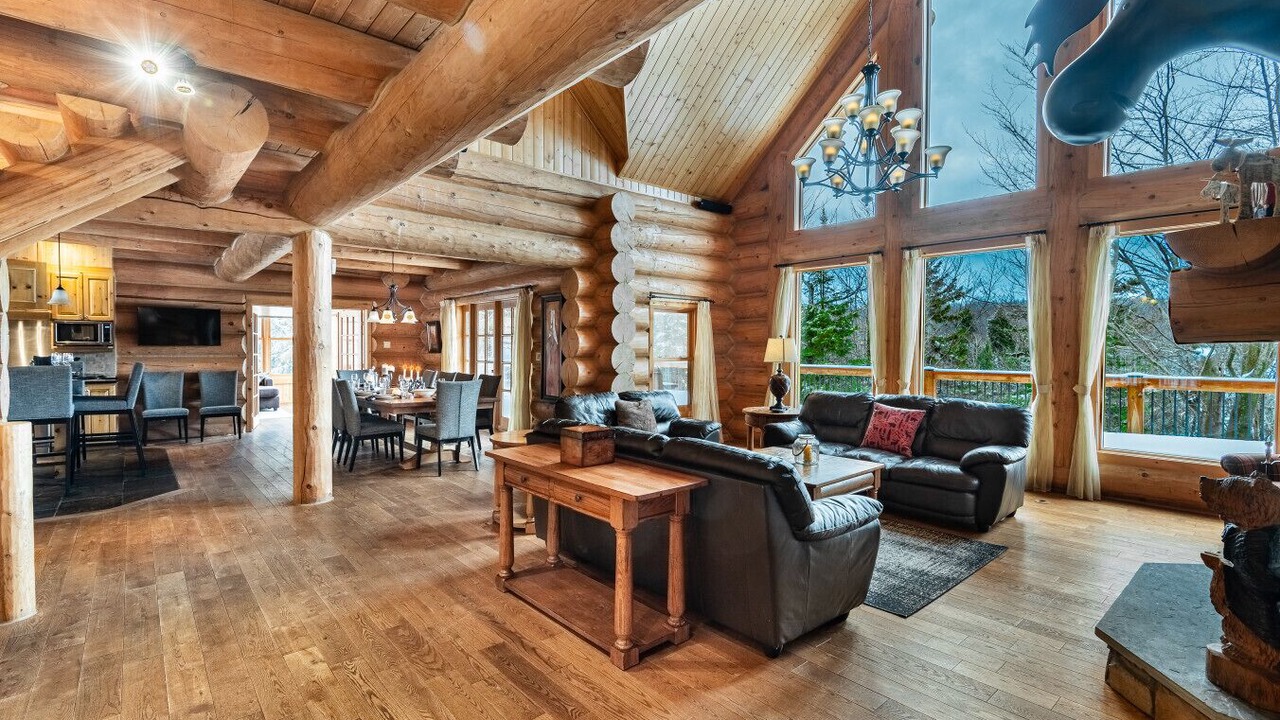 Photo of Livingroom in Fiddler Lake Resort