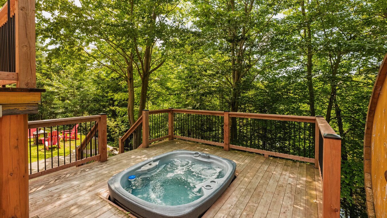 Photo of Patio Balcony in Fiddler Lake Resort