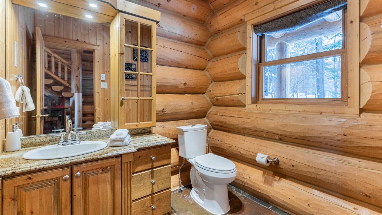Photo of Bathroom in Fiddler Lake Resort