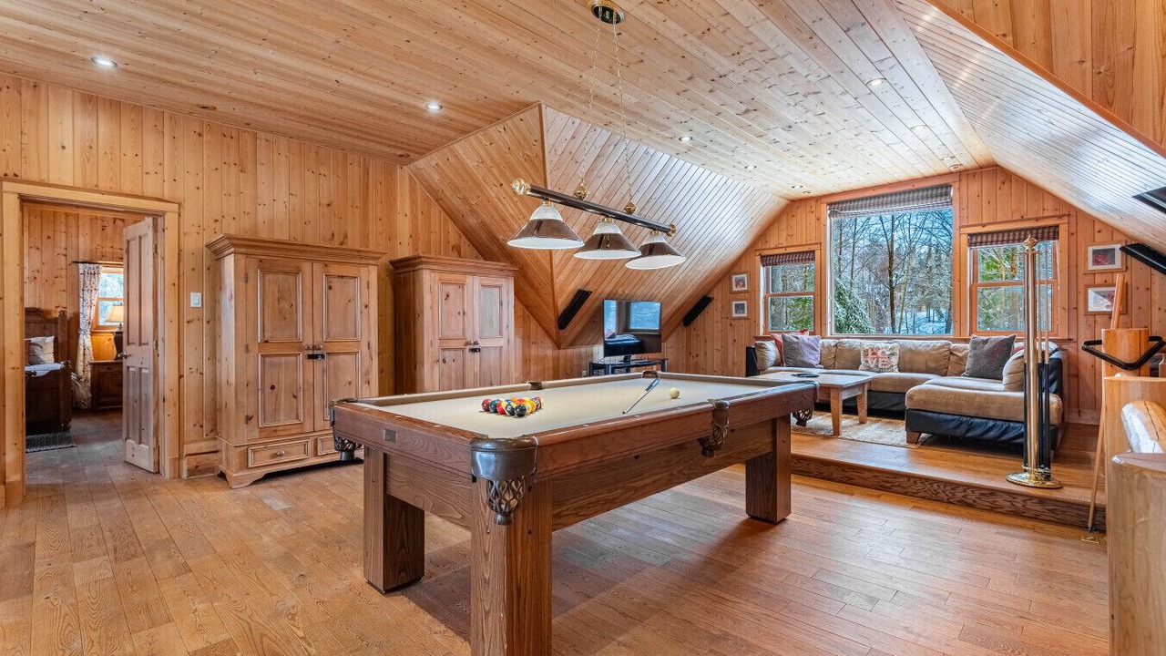 Photo of Bedroom in Fiddler Lake Resort