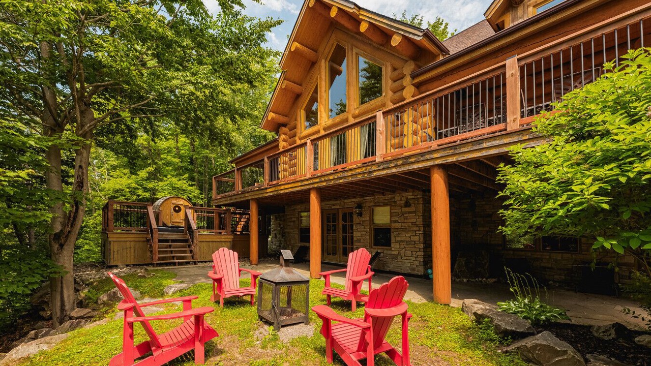 Photo of Patio Balcony in Fiddler Lake Resort