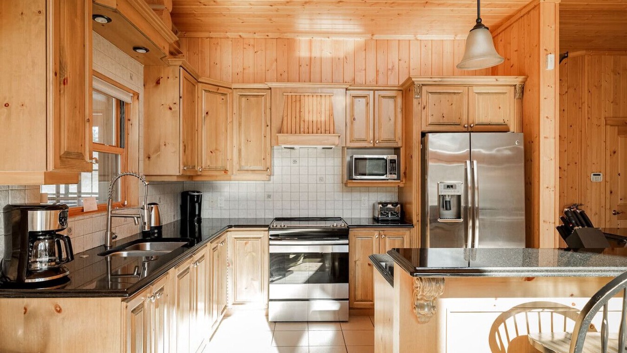 Photo of Kitchen in Fiddler Lake Resort