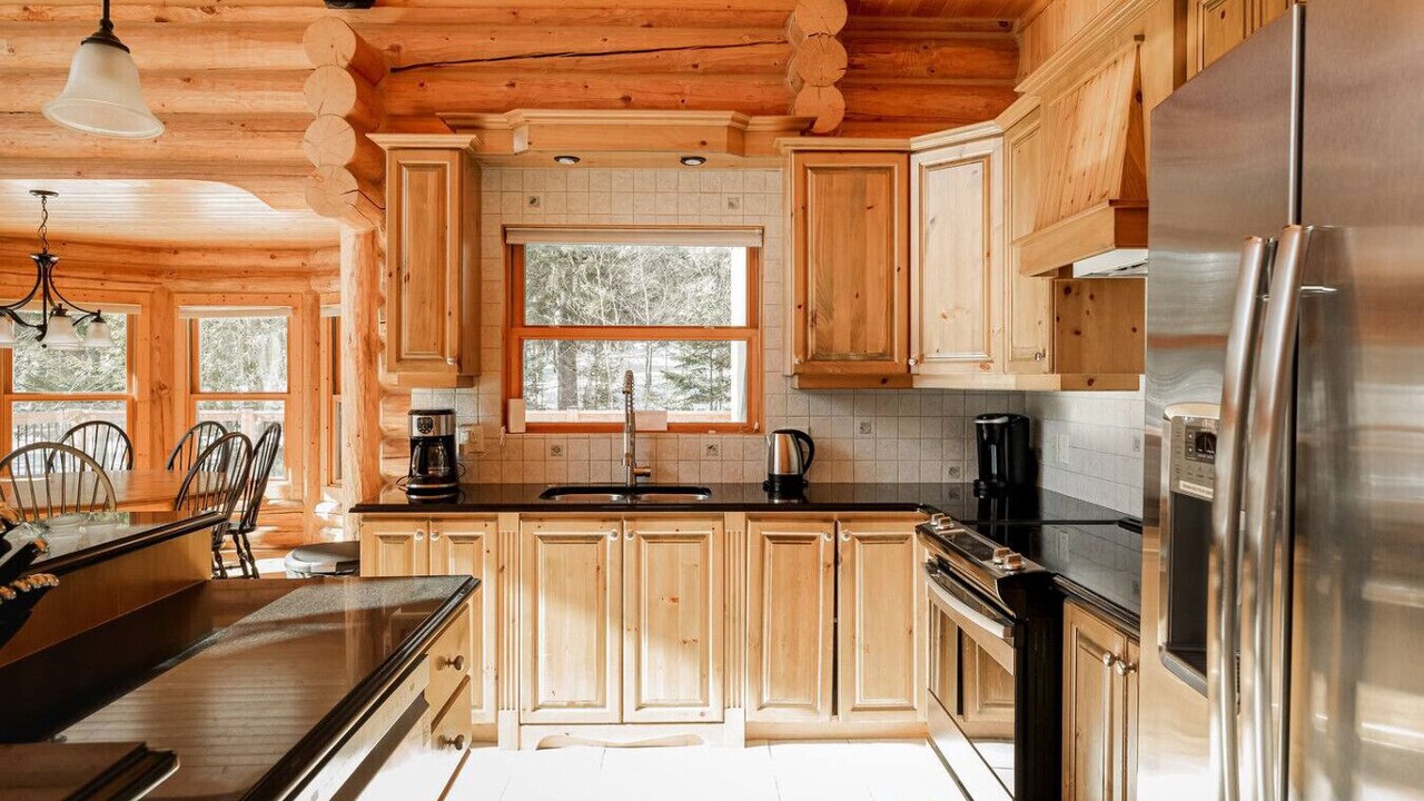 Photo of Kitchen in Fiddler Lake Resort