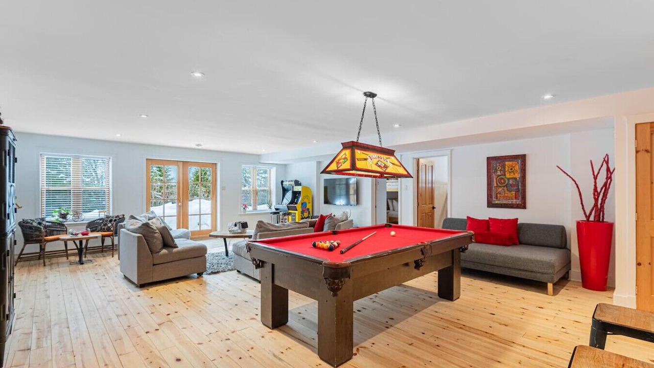 Photo of Livingroom in Fiddler Lake Resort