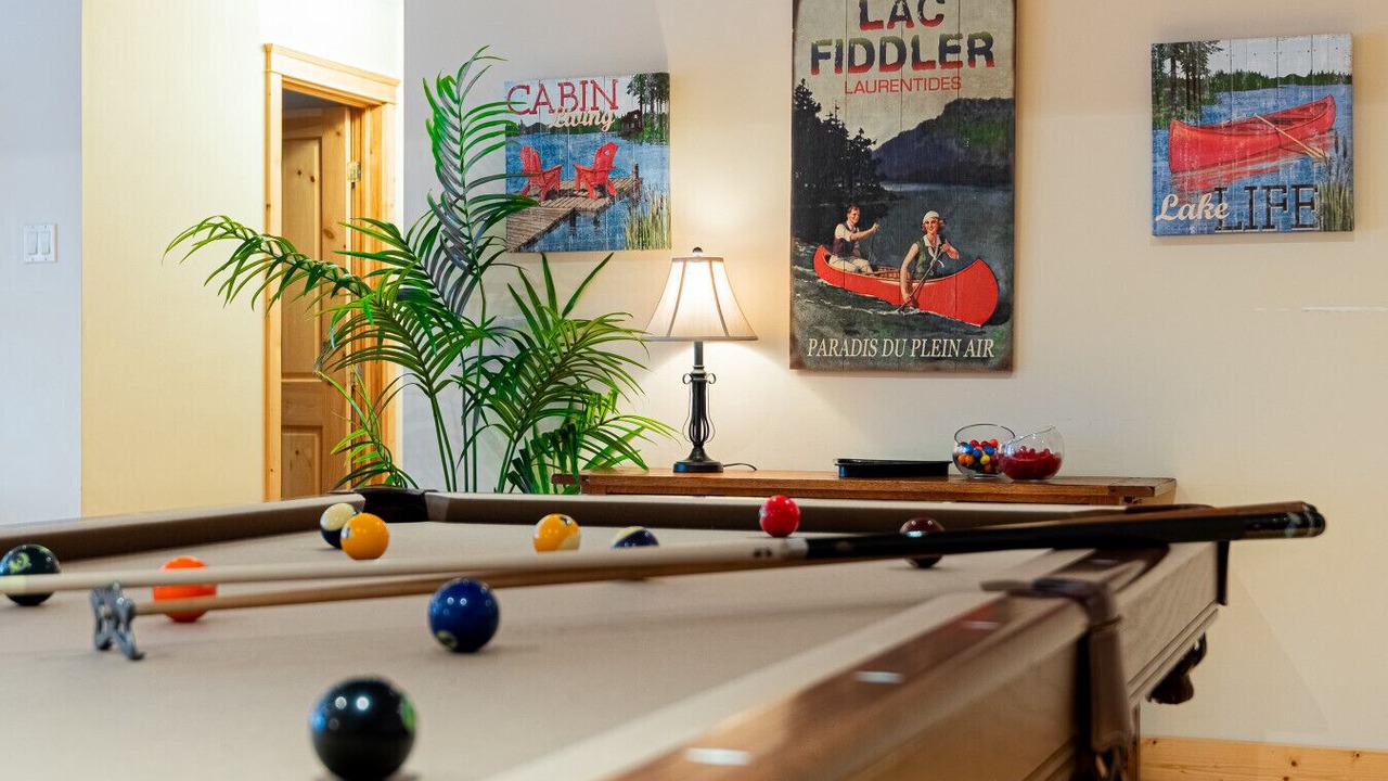 Photo of Bedroom in Fiddler Lake Resort