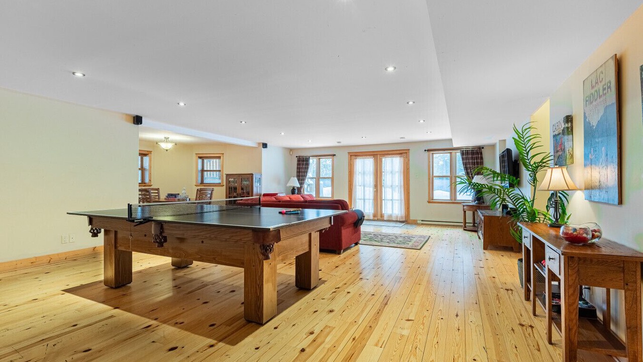 Photo of Bedroom in Fiddler Lake Resort
