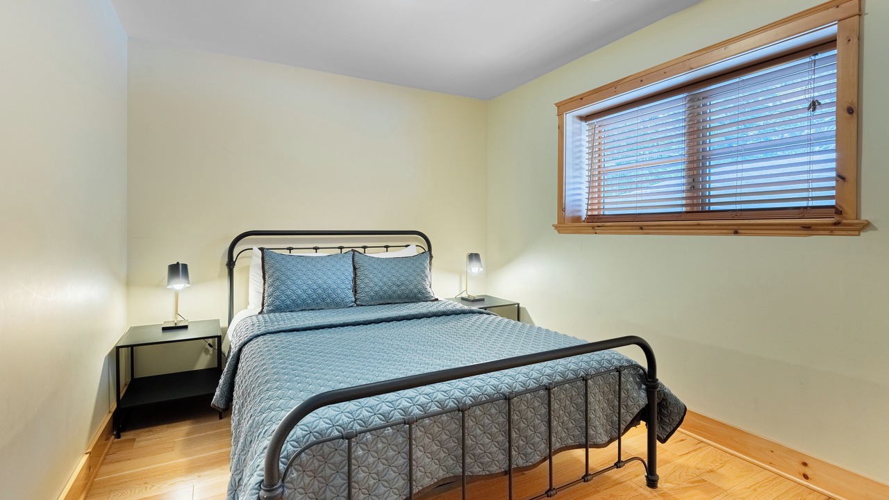 Photo of Bedroom in Fiddler Lake Resort