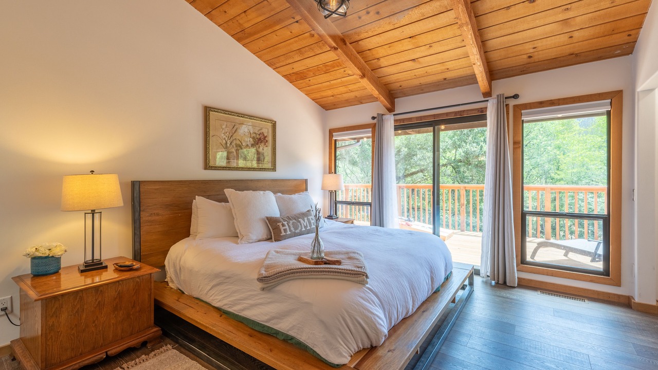 Photo of Bedroom in Carmel Valley