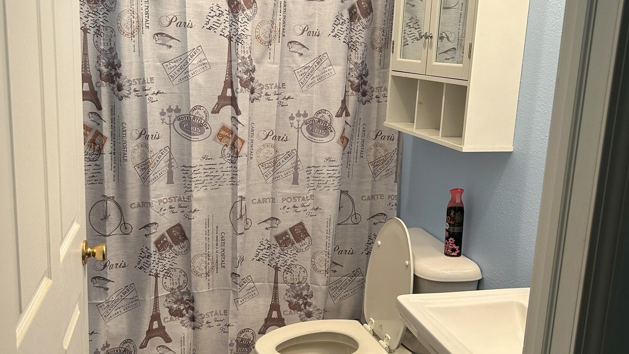 Photo of Bathroom in Longtown