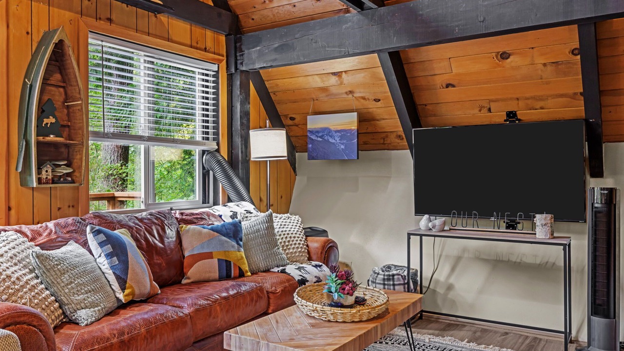 Photo of Livingroom in Skykomish