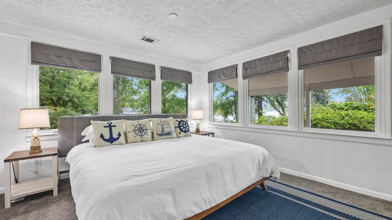 Photo of Bedroom in Carrollton