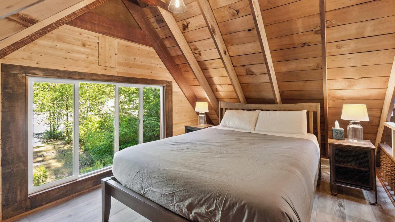 Photo of Bedroom in Darrington