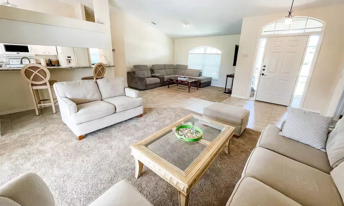 Photo of Livingroom in Broadmoor