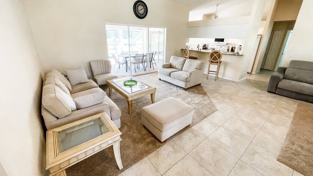 Photo of Livingroom in Broadmoor