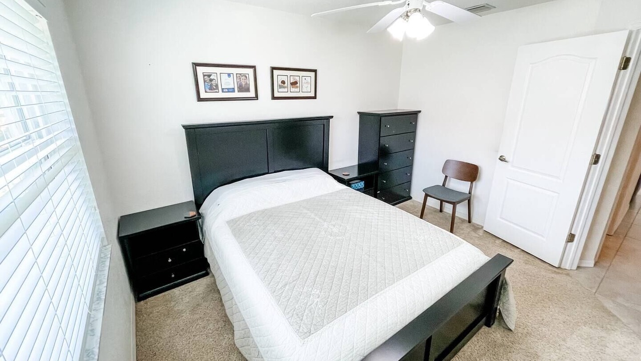 Photo of Bedroom in Broadmoor