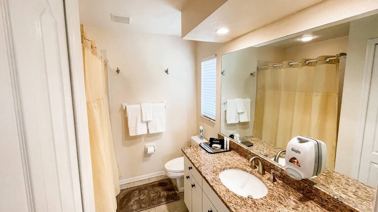 Photo of Bathroom in Broadmoor
