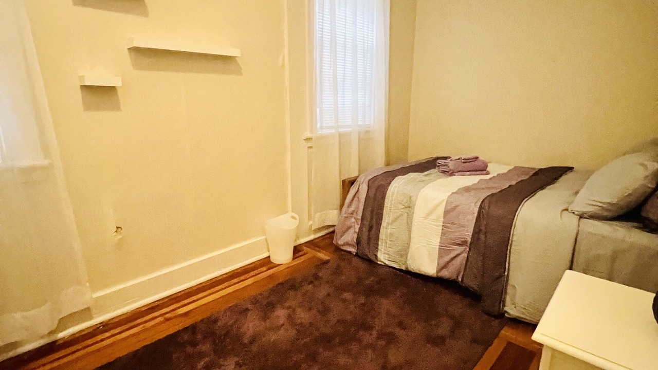 Photo of Others in Albany