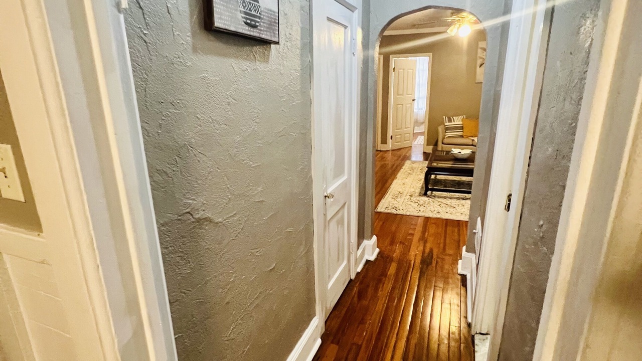 Photo of Others in Albany