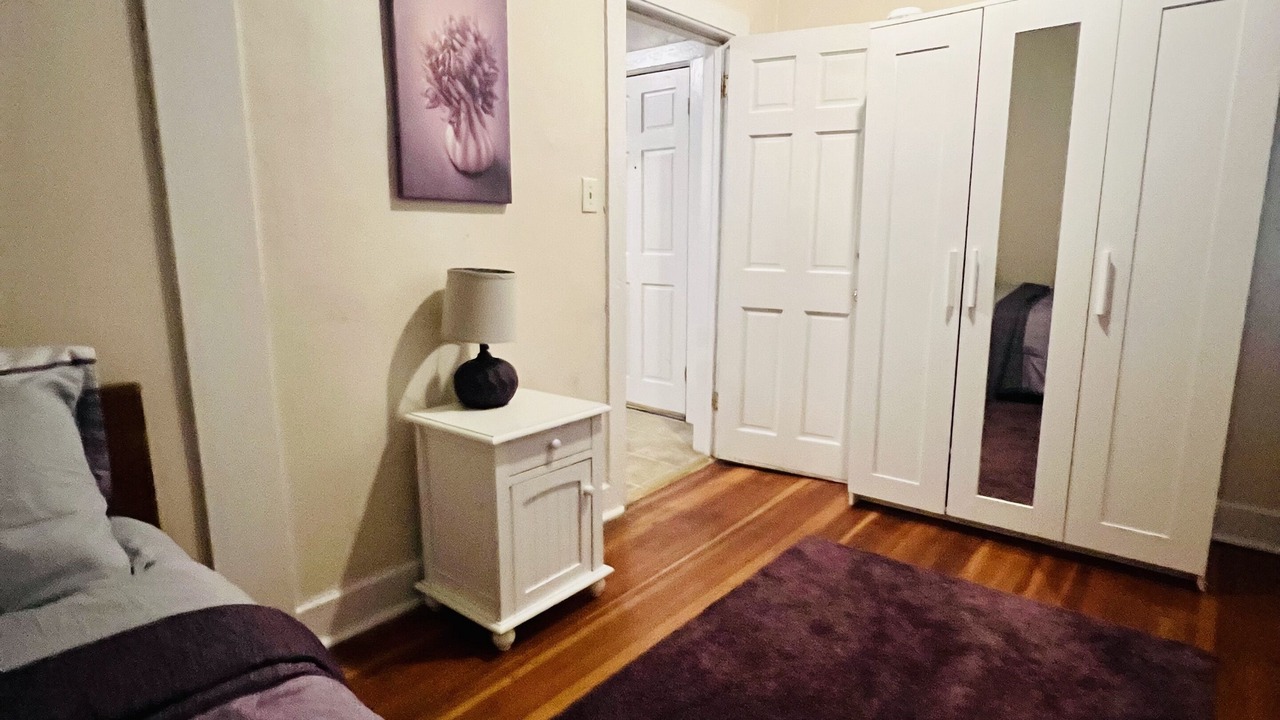 Photo of Bedroom in Albany