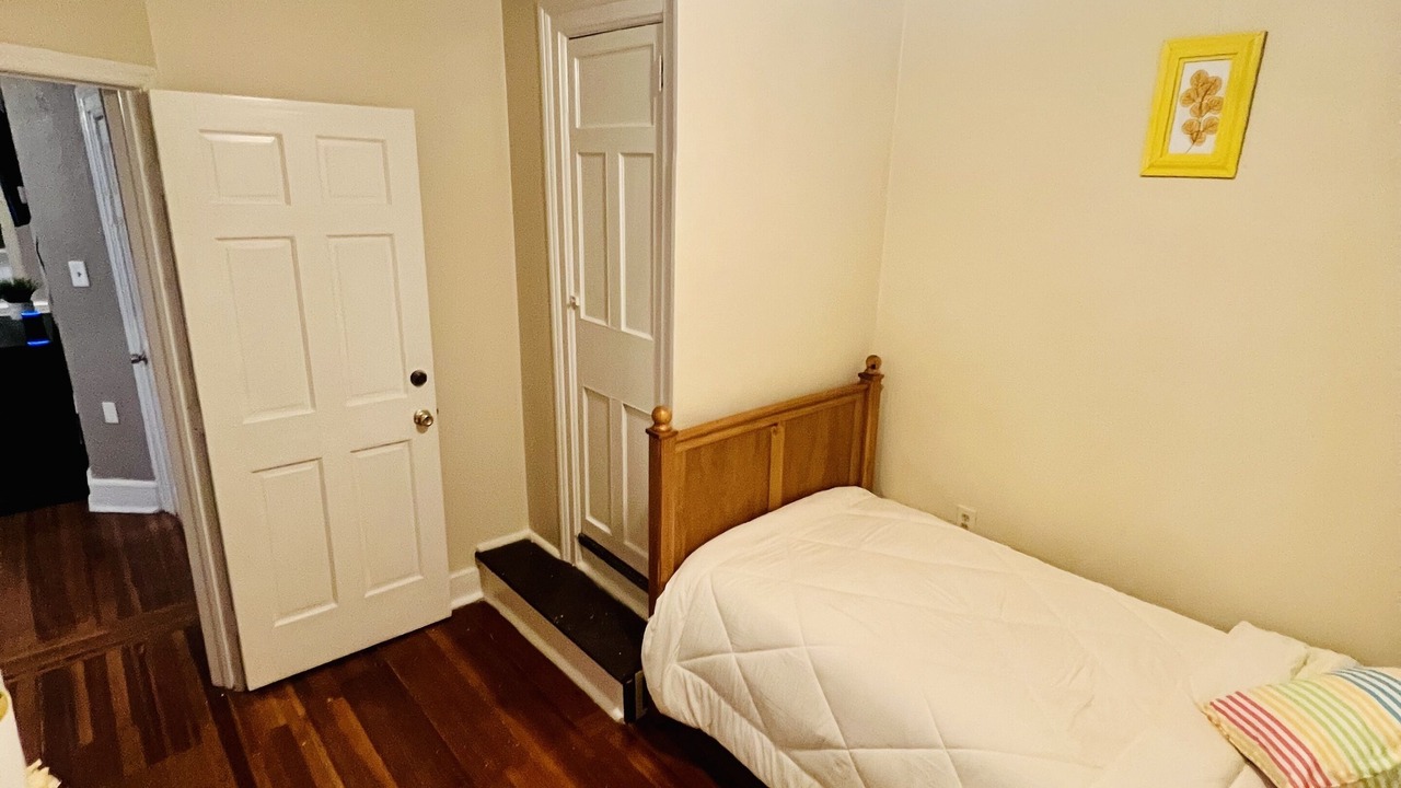 Photo of Bedroom in Albany