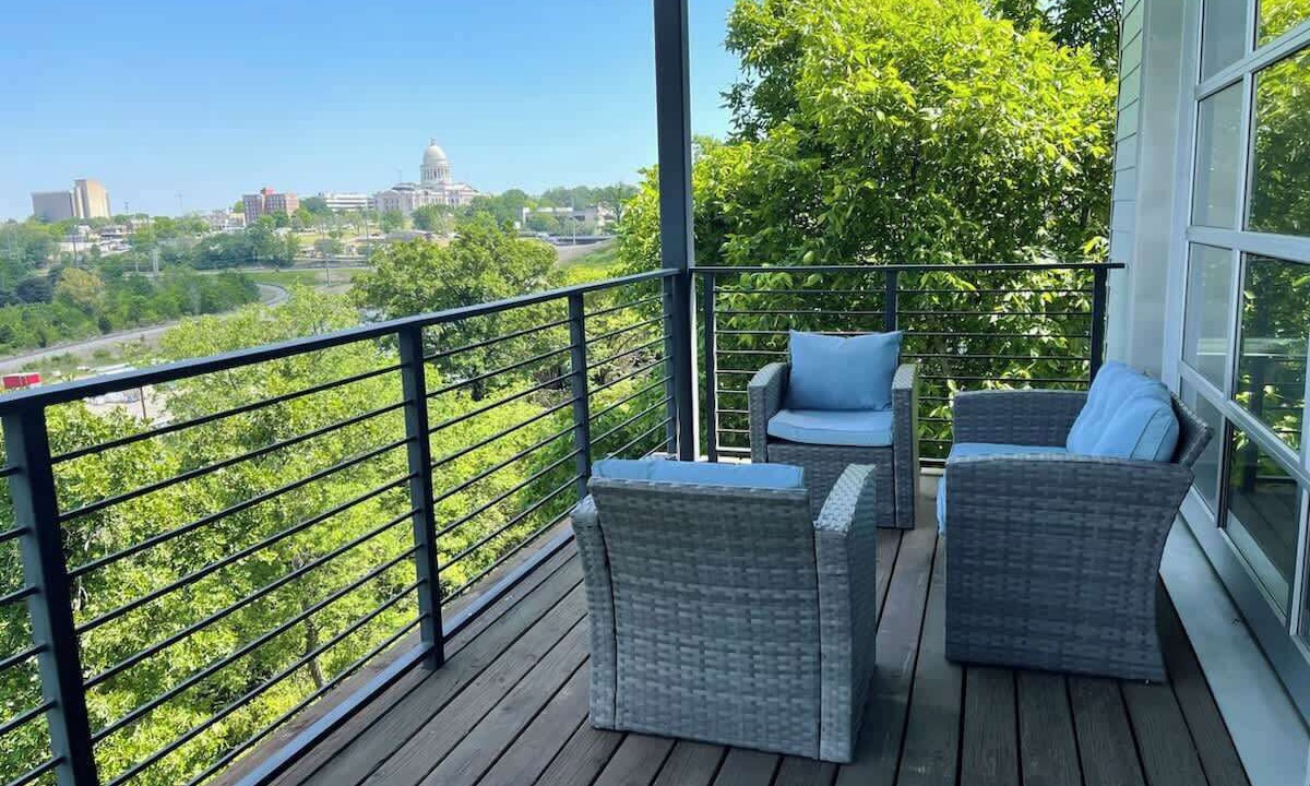 Photo of Patio Balcony in Capital View
