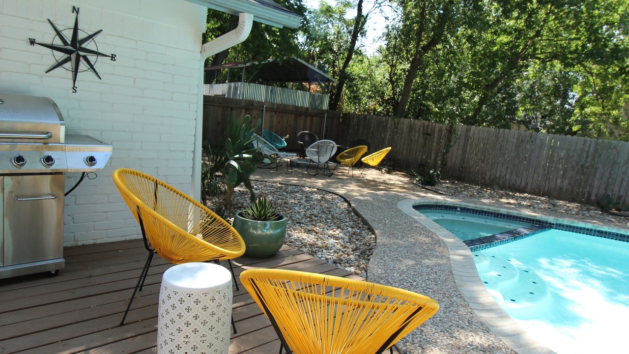 Photo of Patio Balcony in North Austin Civic Association