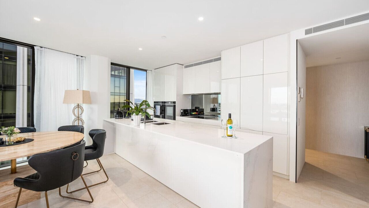 Photo of Kitchen in Mermaid Waters