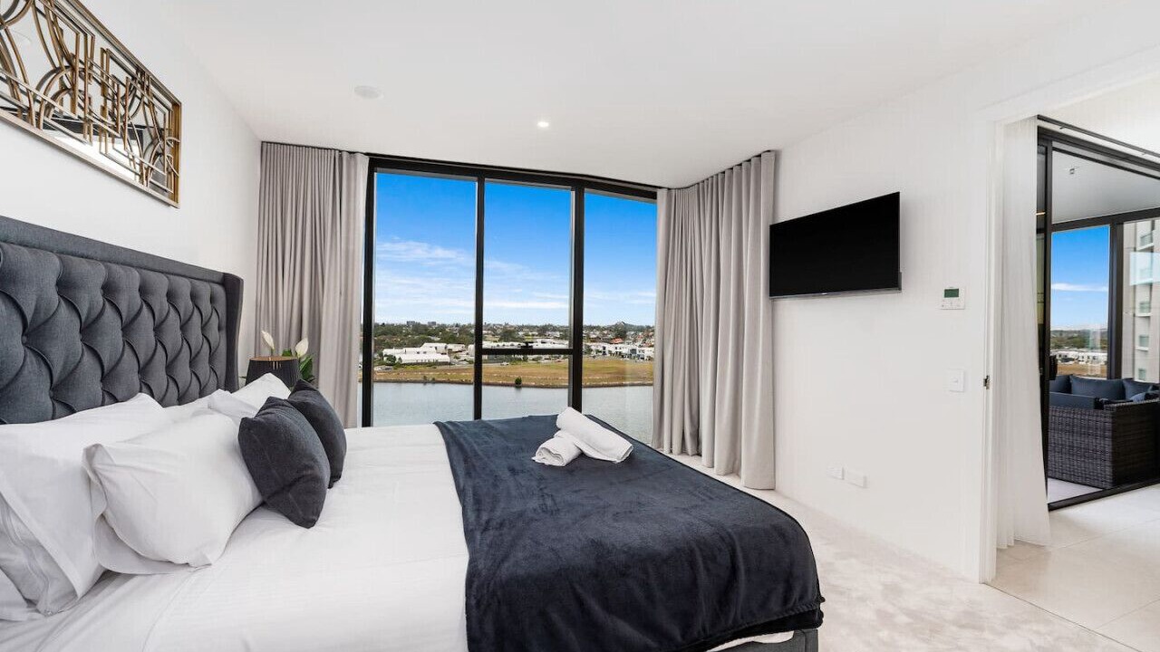 Photo of Bedroom in Mermaid Waters