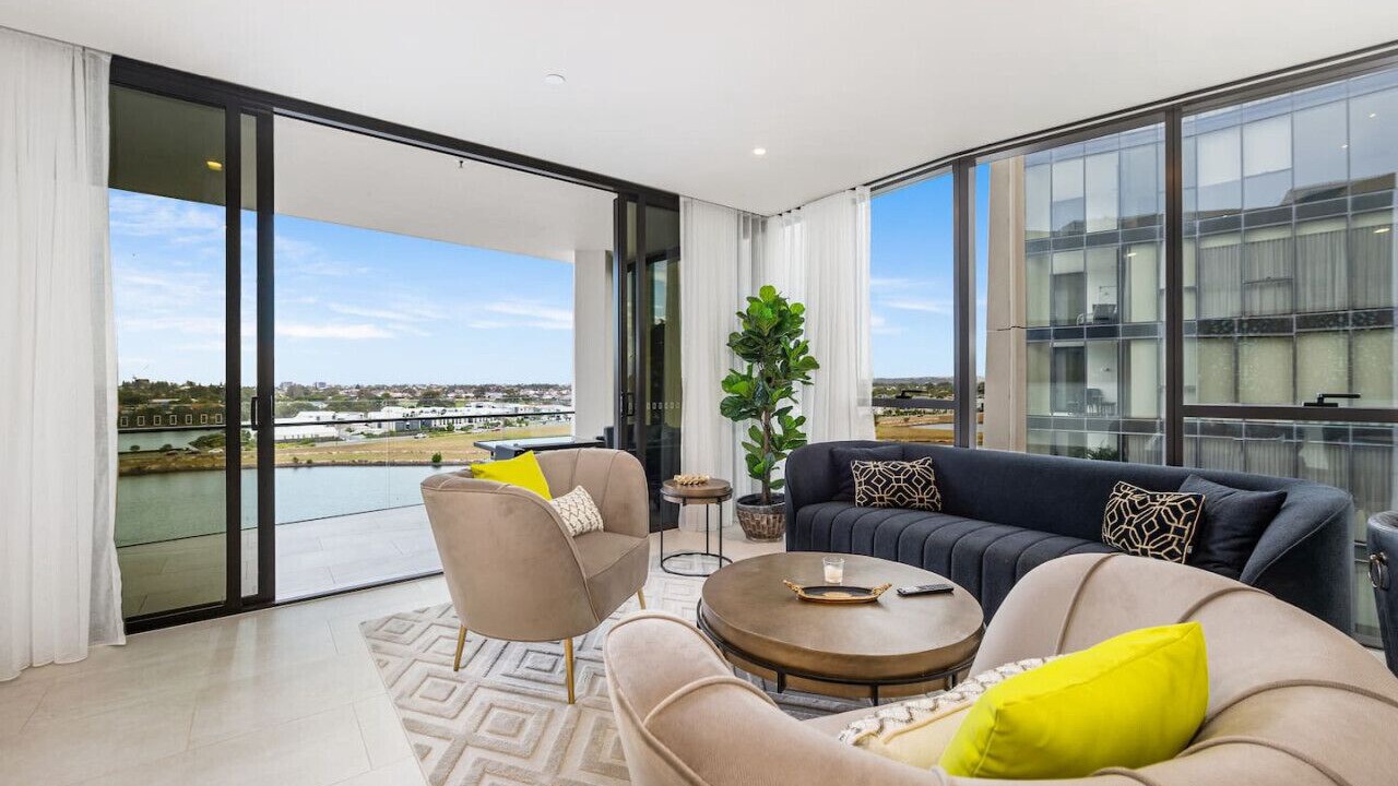 Photo of Livingroom in Mermaid Waters