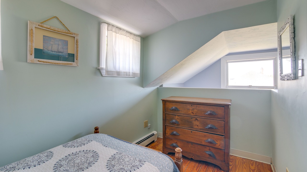 Photo of Bedroom in Scituate